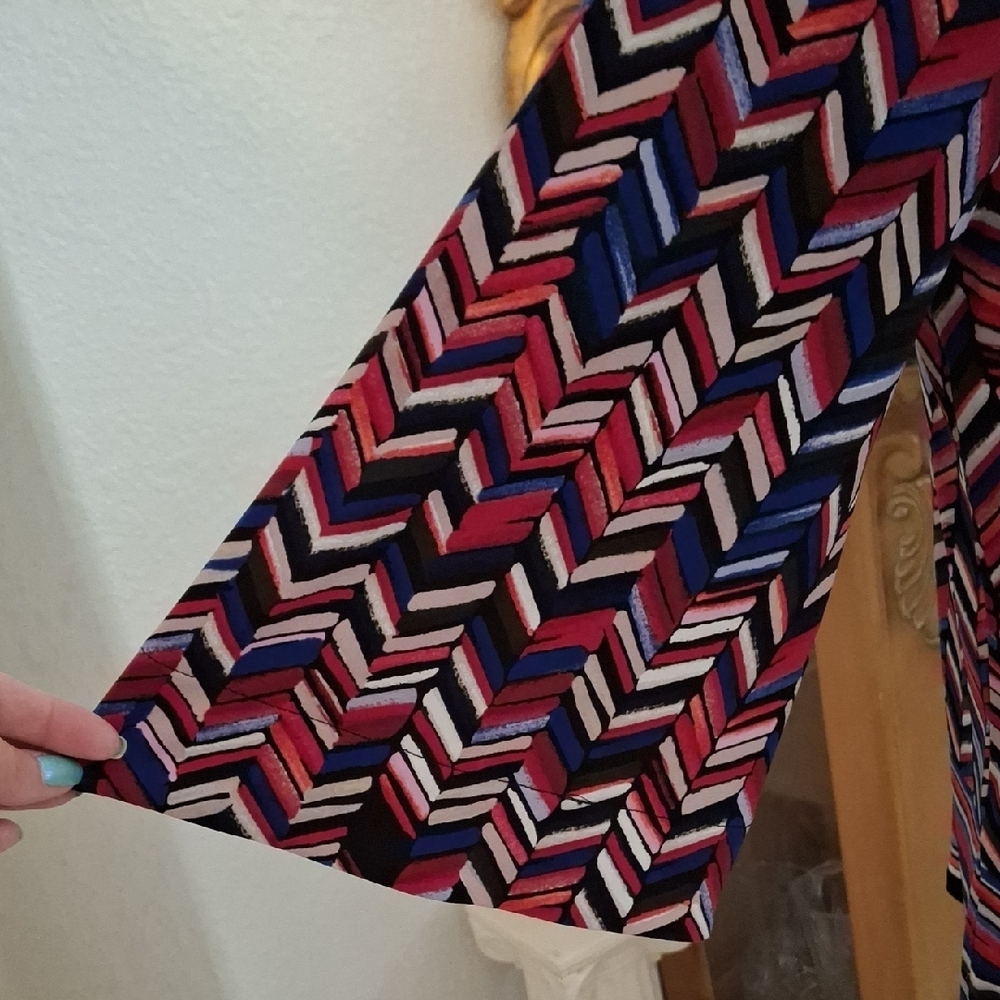 Chico's Vibrant Chevron Pattern Blouse - image 4